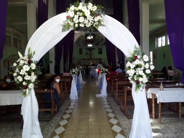 decoración de la iglesia para boda