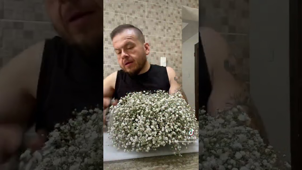 arreglos de mesa con rosas blancas