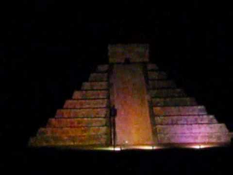 chichen itza luz y sonido tour