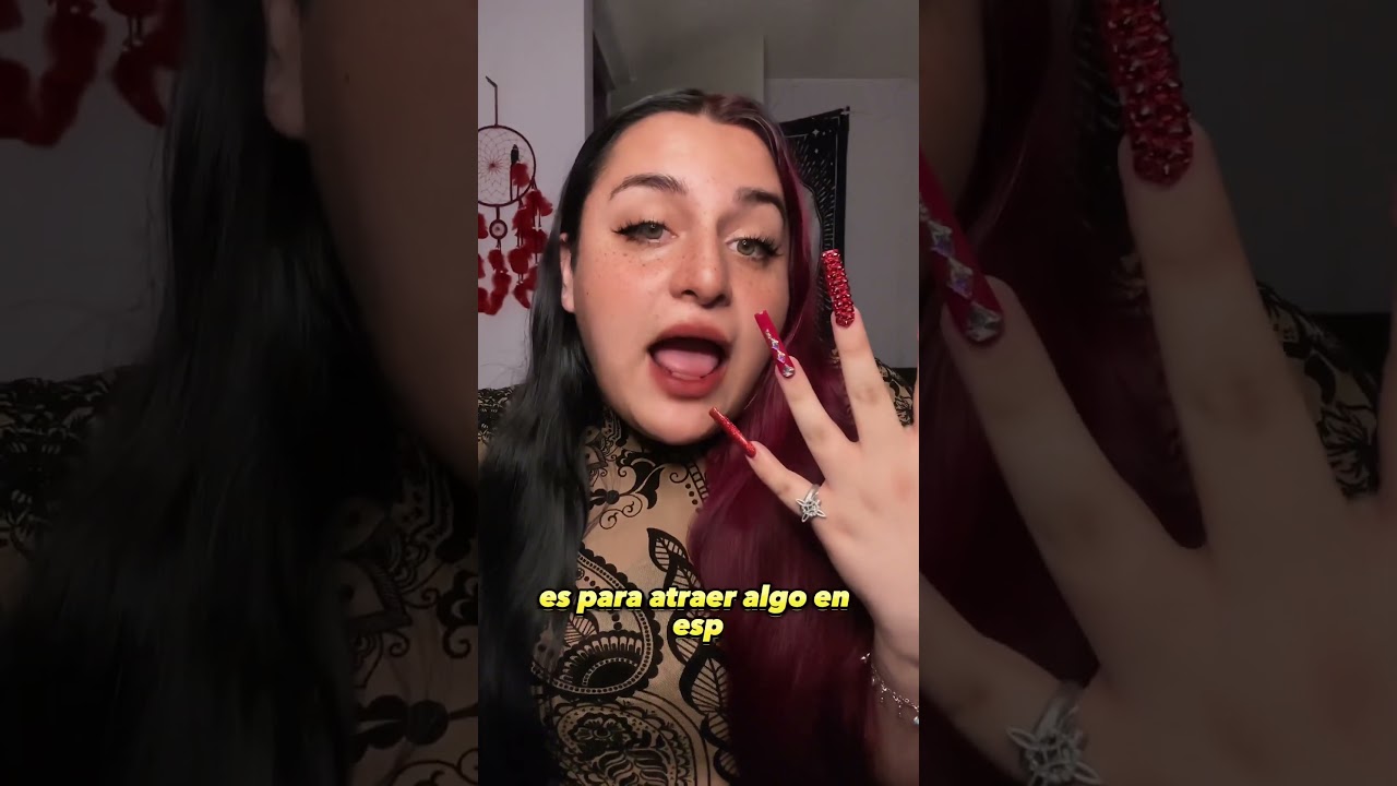 que significa traer un anillo colgado