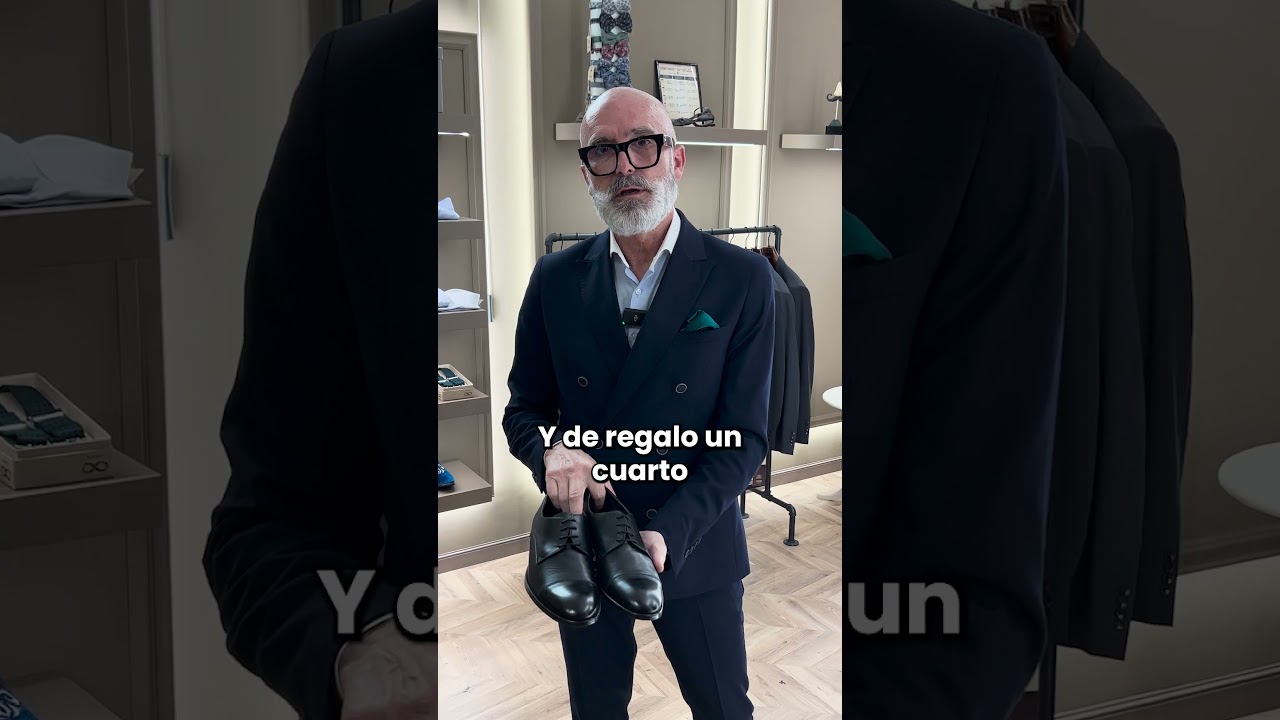combinar traje azul con zapatos marrones
